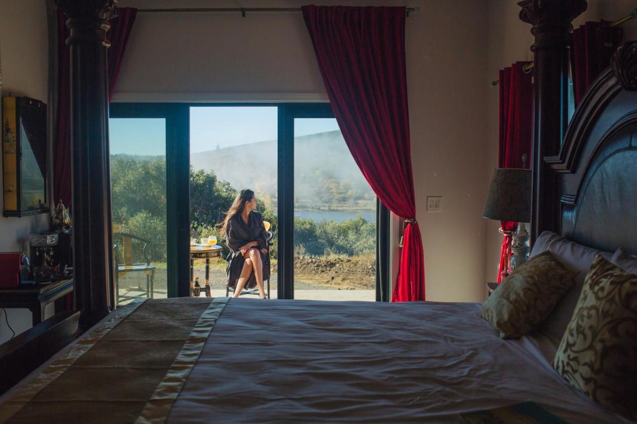 Quiet Mind Mountain Lodge, Retreat & Spa Джулиан Экстерьер фото